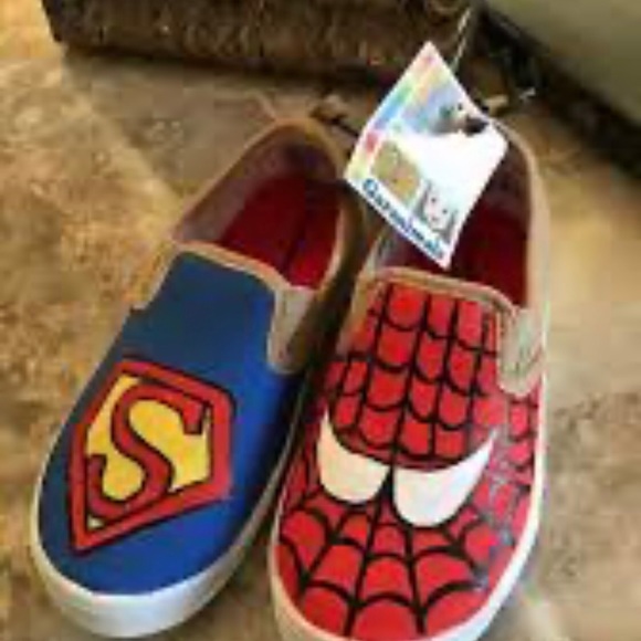 Hand painted shoes - Picture 14 of 16